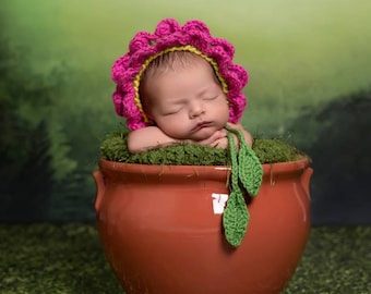 Newborn flower hat, Baby girl bonnet, Flower theme nursery,baby shower gift , crochet flower hat, crochet flower ,hat for baby