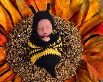 Newborn Bumblebee Prop, Baby Shower Gift, Bug Theme Nursery, Bee Costume, Gender Neutral Prop,  Summer Theme Nursery,  Crochet Bee Prop