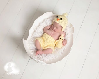 Newborn Chick Set/ Yellow Newborn Prop/ Baby Bird Prop/ Newborn Photo Prop/ Easter Baby Prop/Crochet Bird Hat/ Baby Bird Amigurumi