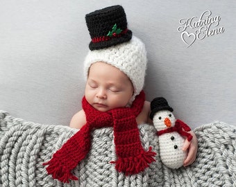 Newborn Snowman Bonnet and Mini Stuffed Snowman Set/ Snowman Hat/ Newborn Snowman Prop/ Christmas Photo Prop/ Winter Baby Hat/ MADE TO ORDER