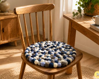 Handgefertigte Stuhlauflage Wollfilzkugel: 40 cm Durchmesser, mehrfarbige Sitzpolster
