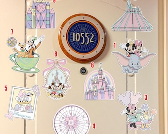 Imán con lazo para el Día del Parque de Mickey y sus amigos, taza de té con globo de la noria de Mickey, imán de crucero de Disney, decoración para puerta de Disneyland OIOV18