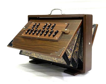 13‑Note Shruti Box — Brown Teak Wood, Black Keys with Printed Notes