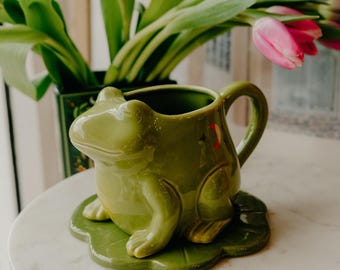 Cottagecore Frog Moon Mug with Lily Pad Coaster | Romatasy Reader Gifts | Home Decor | Halloween Spring Witch | Whimsical Frog Gift