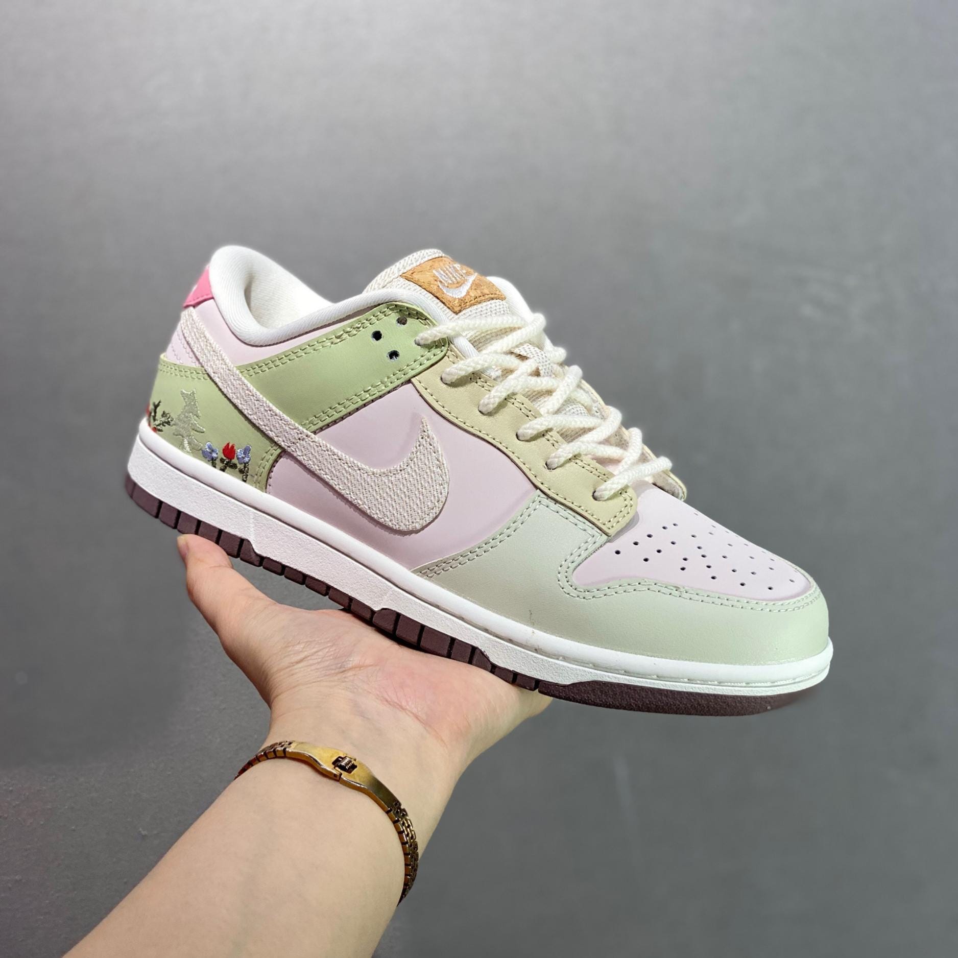 nike sb dunk low floral