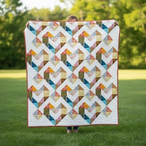 Gentle Love Quilt Pattern – Modern Patchwork Heart , PDF Quilting Pattern, Beginner Friendly, Instant Download
