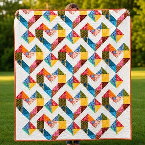 Gentle Love Quilt Pattern – Modern Patchwork Heart , PDF Quilting Pattern, Beginner Friendly, Instant Download