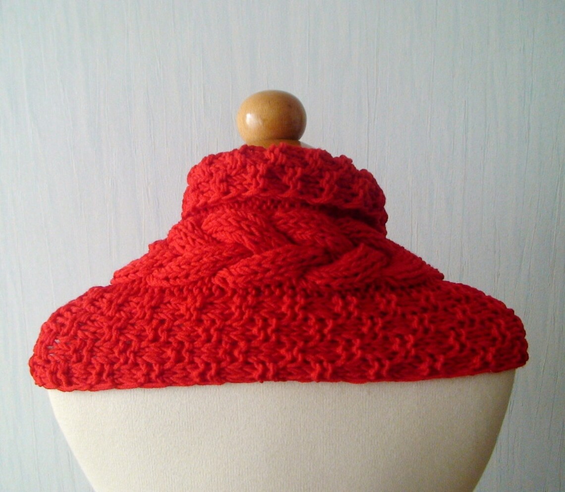 Red - Kumaun Hand Knitted Acrylic Woolen Neck Warmer 10
