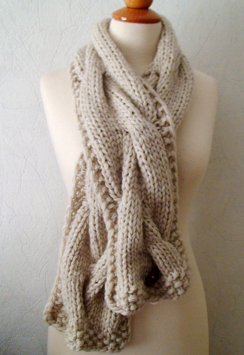 Chunky Scarf Handknit Big Cowl Extra Thick Cabled Soft in Natural White Beige Alpaca Merino Wool Kid mohair imagem 5