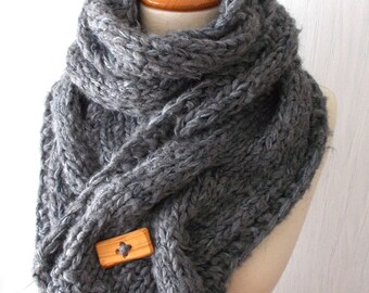Grey Chunky Scarf / Cowl Thick warm Cabled Knit