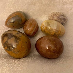 Vintage Decorative Stone Eggs - Lot of 6 Marble Eggs Alabaster - Italian Hollywood Regency French Farmhouse Decor Easter Spring