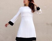 1960s bell sleeves ivory black rayon Mods mini dress sz S