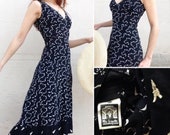 French vtg 1970s does 1940s novelty print Eiffel Tower Paris black rayon bias cut dress XS