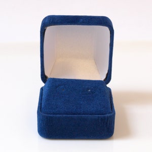 Blue Velvet Earring Box - Gift Box for Stud Earrings - Other Colours Available - Small Earrings Jewellery Gift Box - ROCHESTER