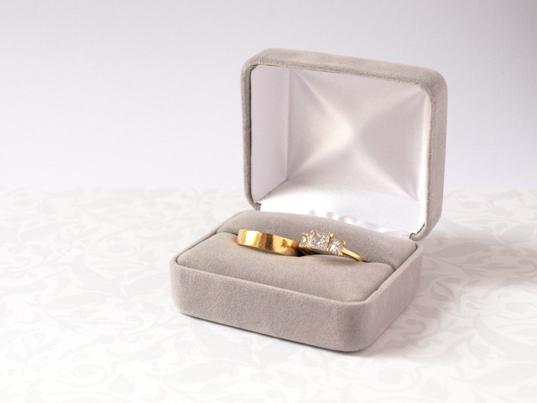 Grey Velvet Double Ring Box, Box for Two Rings, Wedding Ring Box, Ring Bearer Box, Wedding Band