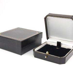 Black Vintage Style Necklace Box in Vegan Leather and Gold with Brass Closure for Antique Look, Stunning Pendant Display Box - The OXFORD