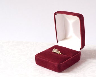 Burgundy Velvet Ring Box, Engagement Ring Box, Proposal Ring Box, Ring Gift Box, Ring Holder, Ring Jewellery Box, Ring Display Box NORHAM