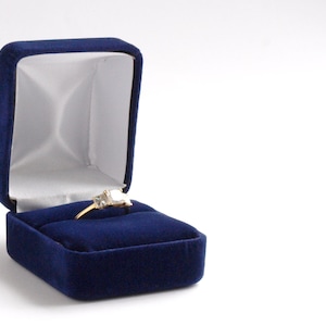 Ringschatulle Blau Samt, Ringkästchen, Verlobungsring, Ringträger, Ringhalter, Schmuckschatulle NORHAM