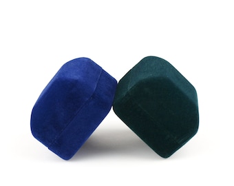 Velvet Earring Gift Box with White Satin Interior for Stud Earrings in Green or Black - NORHAM