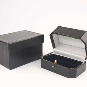 Engagement Antique Victorian Style  Square Ring Box black 
