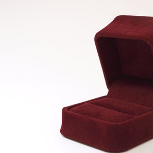 Burgandy Velvet Ring Box, Engagement Ring Gift Box, Ring Bearer Box, Wedding Ring Holder, Wedding Ring Box, Velvet Gift Box - WINCHESTER