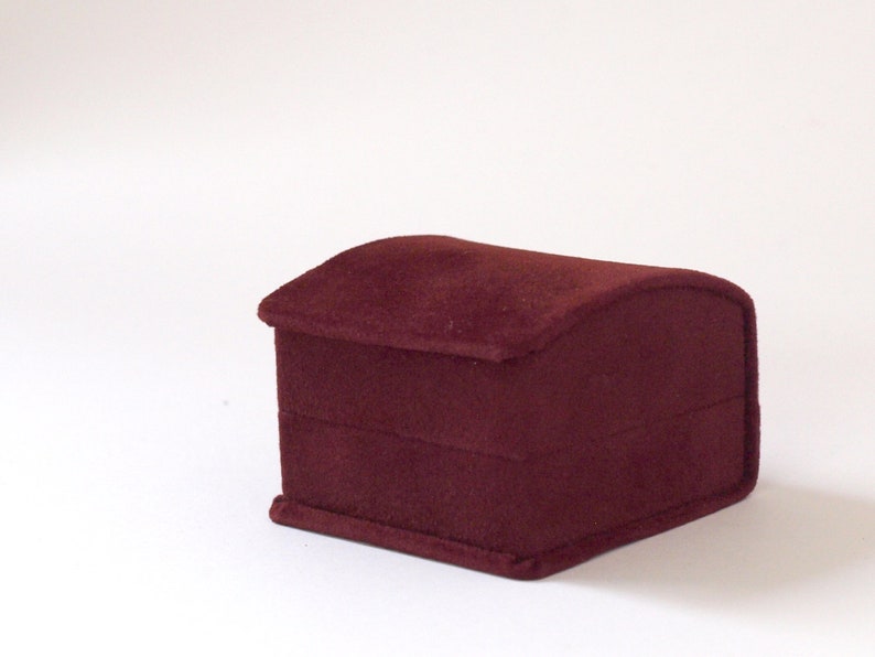 Sumptuous Velvet Wedding CHELSEA Heirloom Ring Box Wedding Ring Holder Burgundy Velvet Ring Box Proposal Ring Box Luxury Ring Box