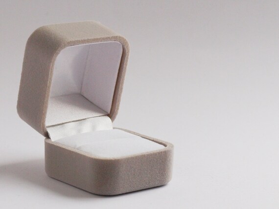 grey ring box