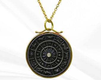 Ciondolo a forma di ruota zodiacale in argento sterling: con dettagli in diamanti, amuleto spirituale, collana astrologica.