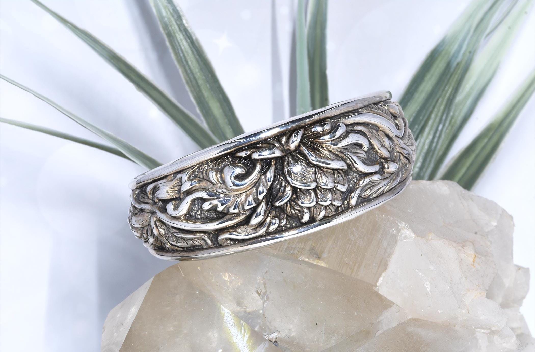 ヴィンテージ スターリングシルバー フローラル カフブレスレット