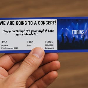 Verjaardagskaart - Concertkaartje - Personaliseer gratis in Canva