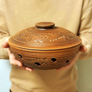 Grande contenitore vintage per aglio, cipolla e scalogno / Barattolo per la conservazione in terracotta rossa cotta al latte con coperchio / Decorazione rustica per cucina in stile fattoria