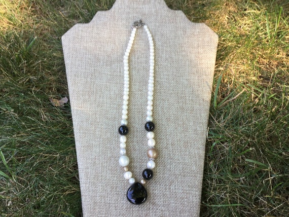 Natural Freshwater Pearl & Black Agate 17” Vintag… - image 5