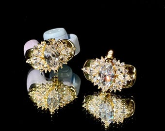 Bose Earbuds Gold Diamond Charms, Luxury Y2K style Tech Accessory, Handmade Headphone Jewelry, Modern Cyber Accessories Gifts for girlfriend
