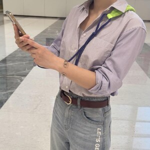 Chaîne pour téléphone portable en bandoulière avec étiquette personnelle, Dragonne arrière mains libres avec cordon rembourré doux, Longueur réglable, Accessoires colorés pour coque de téléphone