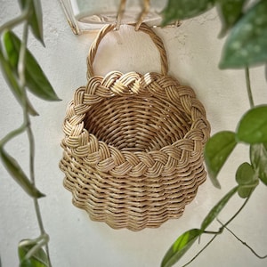 Handmade woven wall basket, Planter wicker wall Hanging Storage Basket, Farmhouse Home Decor, Door basket, Front door basket, Mail basket,