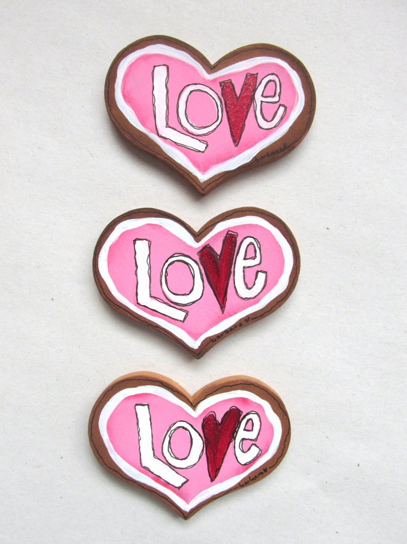 Refrigerator Magnet Kitchen Magnet LOVE magnet Valentine/'s Day Tole or Hand Painted Sugar Cookie Love Magnet Heart Shaped Magnet