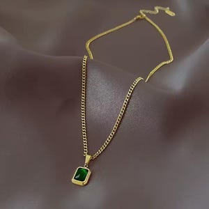 stainless steel necklace with pendant