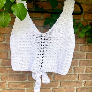Elegant Crop-Top