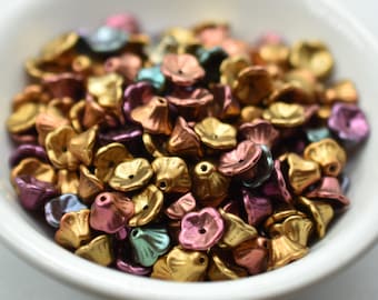 7 x 5 mm ベルフラワーカップ マットパープル アイリス ゴールド、25ビーズ チェコガラス