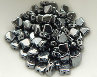 Ginko (35 Beads) Jet Gunmetal 7.5mm x 7.5mm 2-hole Czech Glass by Matubo