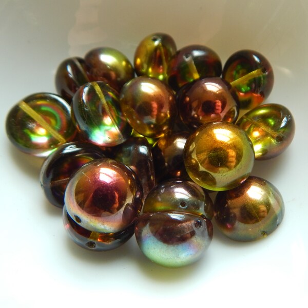 14mm Dome Czech Glass Crystal Magic Green (5 beads)