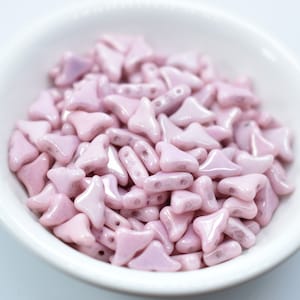 20 Beads - Helios® par Puca® Paris - Opaque Light Rose Ceramic Look - Czech Glass