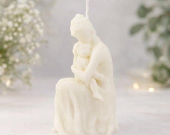 Decorative candle for mother and child – White handcrafted sculpted candle – Gift for a newborn, Mother's Day
