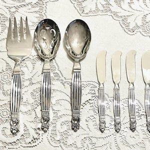 Vintage Wallace Silversmiths “Danish” Serving Utensil Set (Pattern WAS178- Circa 1987)