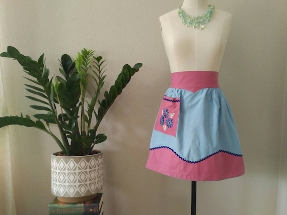 Pink & Blue Embroidered Vintage Apron with Pocket… - image 1