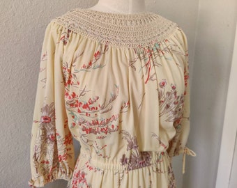 Size M/L: Vintage Boho Hippie Dress, 70s Floral & Lace Maxi, Prairie Peasant Romantic Dress, Beach Garden Wedding Festival Cottagecore