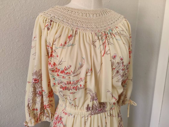 Size M/L: Vintage Boho Hippie Dress, 70s Floral &… - image 1
