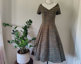 Size M: Brown & Teal Plaid Vintage 50s Princess Seam Dress, 60s Wool Pinup Circle Skirt Mrs. Maisel, Retro Joan Office Mad Men, Mid Mod