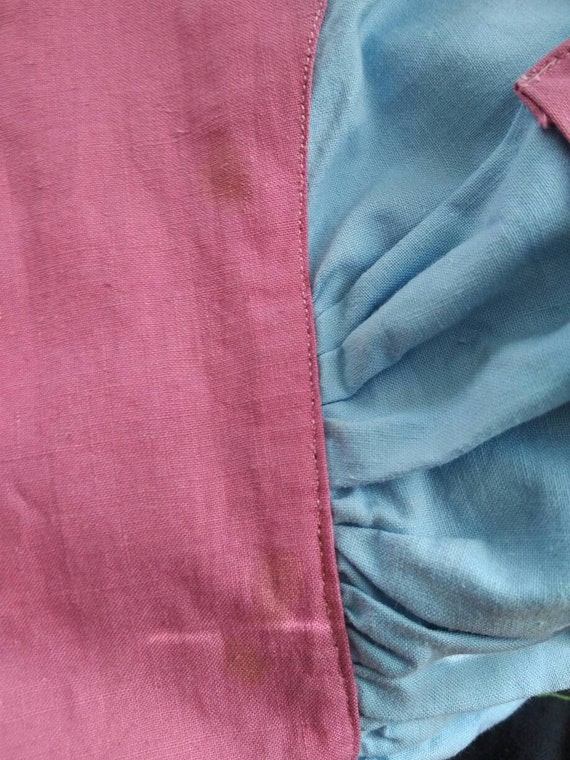 Pink & Blue Embroidered Vintage Apron with Pocket… - image 5