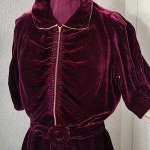 Size S: Late 30s Early 40s Cranberry Silk Velvet Dress, Vintage Holiday Cocktail Dress, 1930s Old Hollywood, Retro Pinup Red Dress